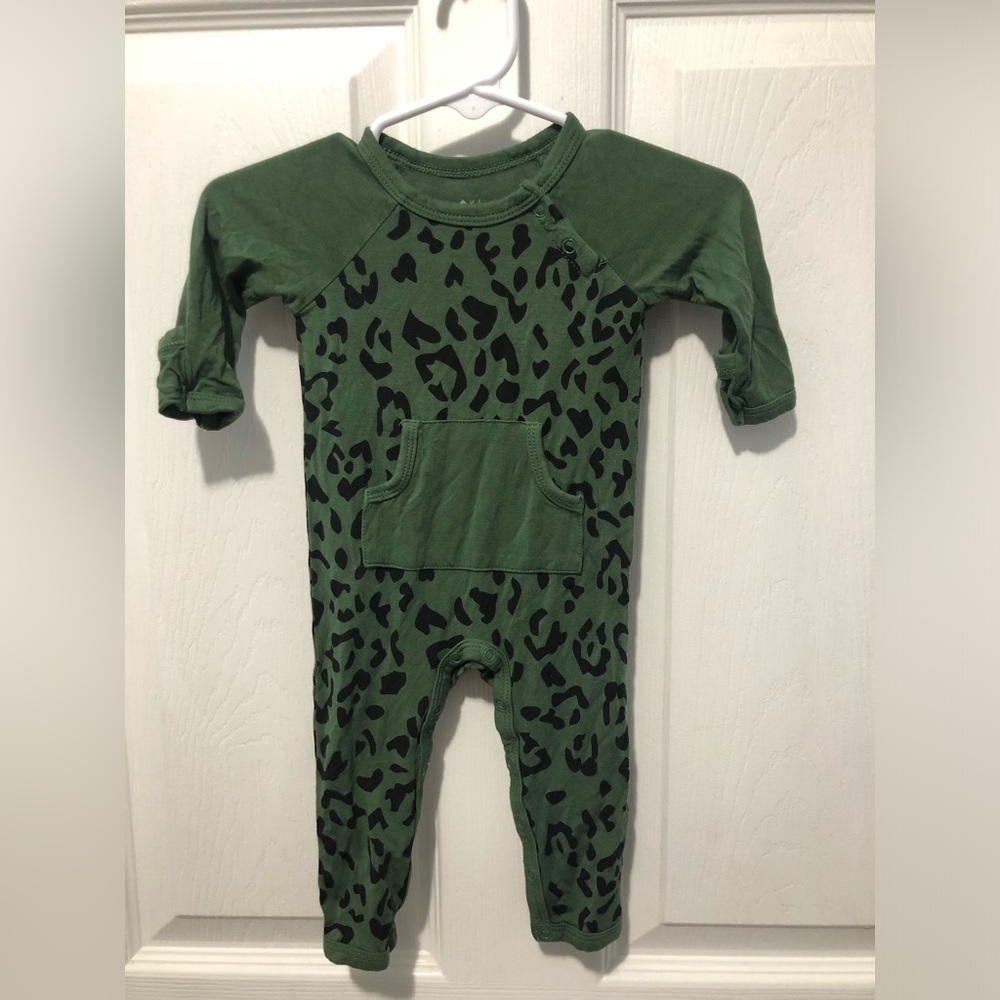 Kyte Baby hunter leopard longall 0-3 months